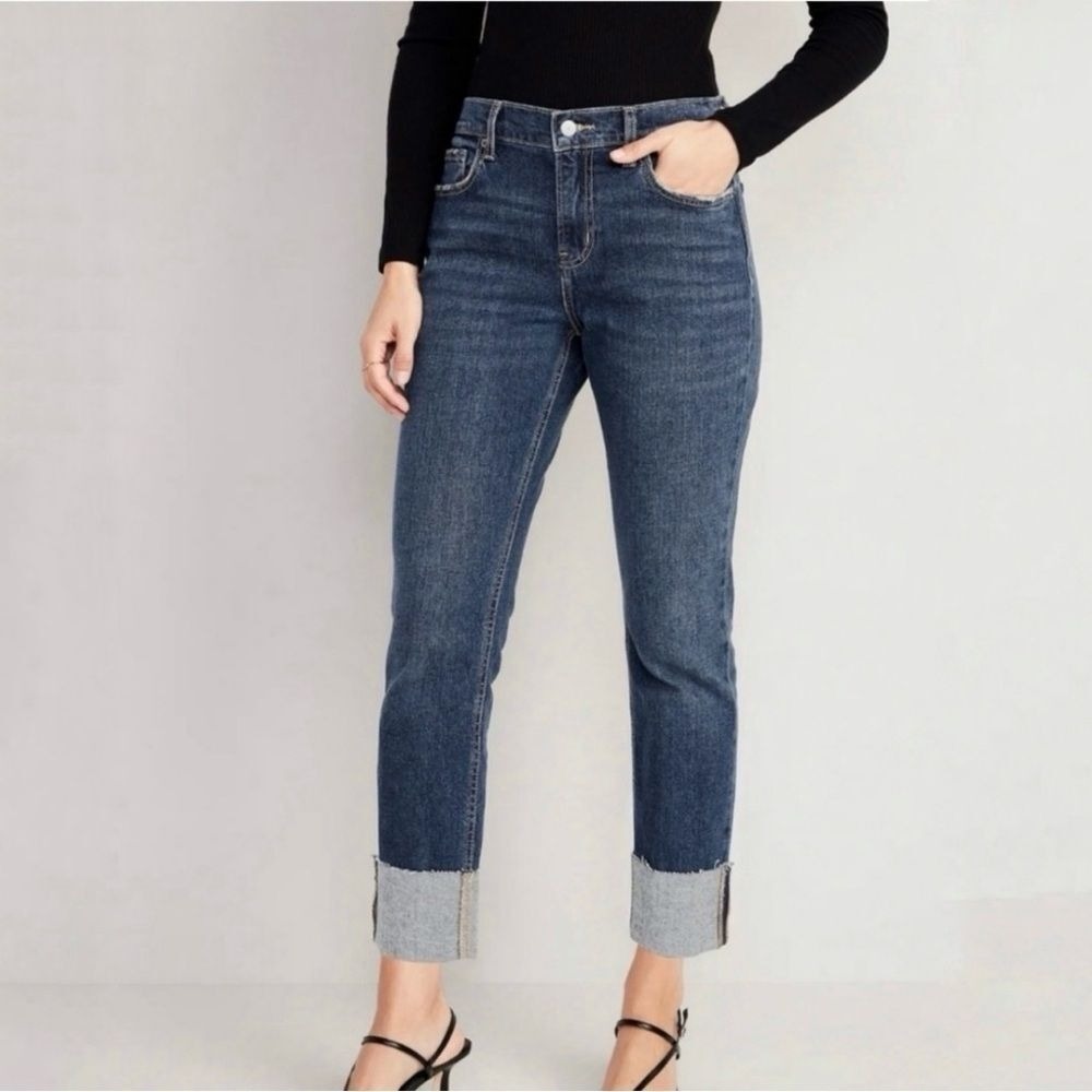Old Navy Jeans Women Size 6 Blue Mid Rise Boyfriend Cuffed Hem‎ Crop Distressed